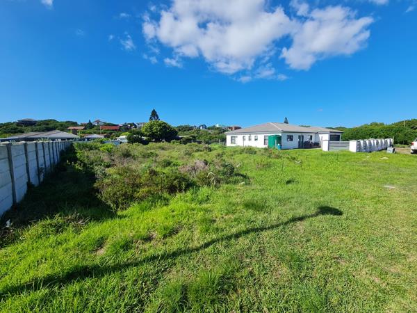 768 m² Land