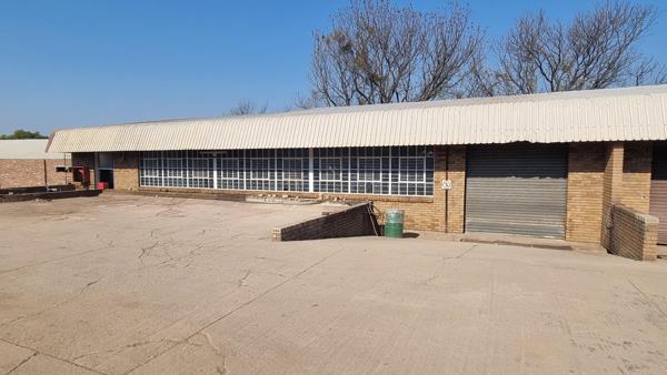 350 m² Industrial space