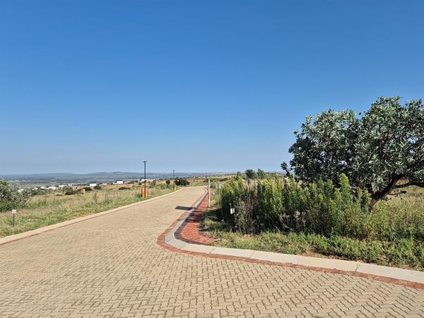 814 m² Land