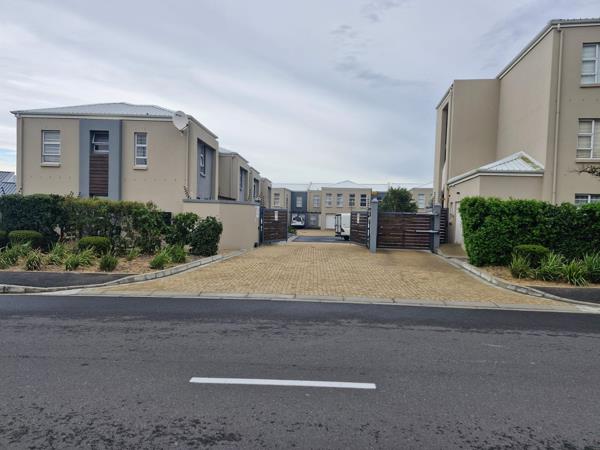 3 Bedroom Duplex