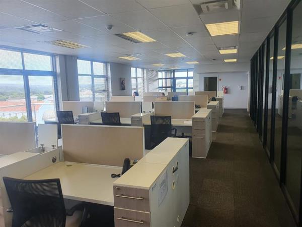 392 m² Office Space
