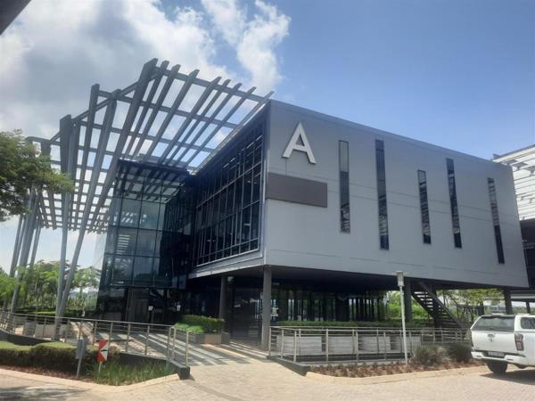 781 m² Office Space