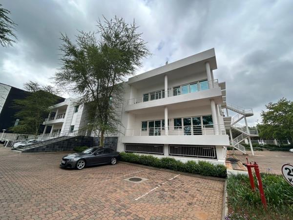 389 m² Office Space