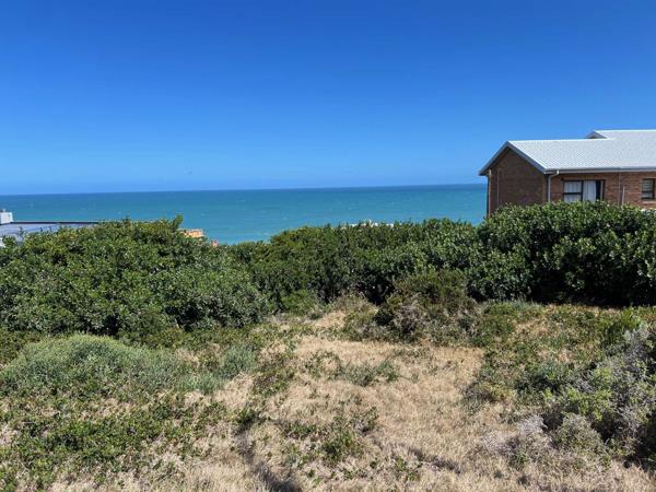 842 m² Land