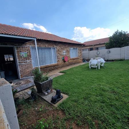 2 Bedroom Townhouse