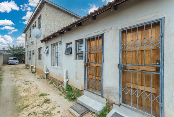 12 Bedroom House