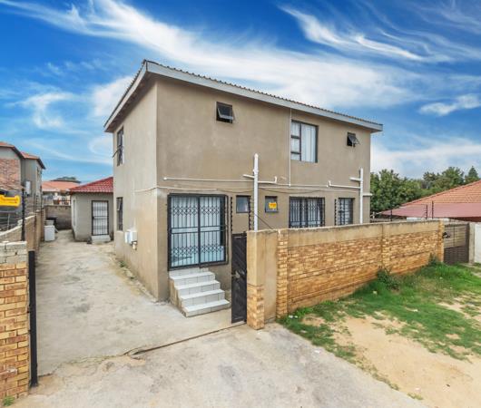 10 Bedroom House