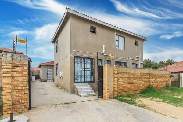 10 Bedroom House