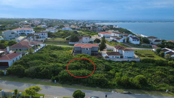 607 m² Land