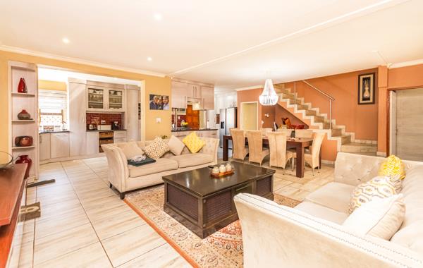 5 Bedroom House
