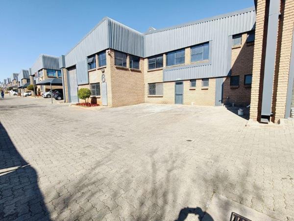 1 046 m² Industrial space