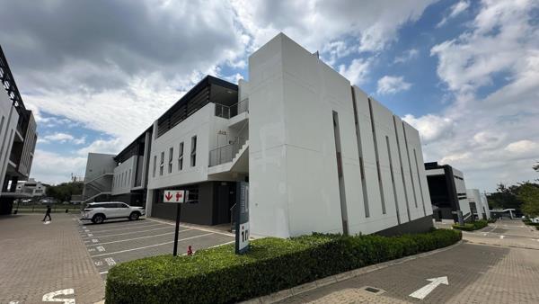 1 005 m² Office Space