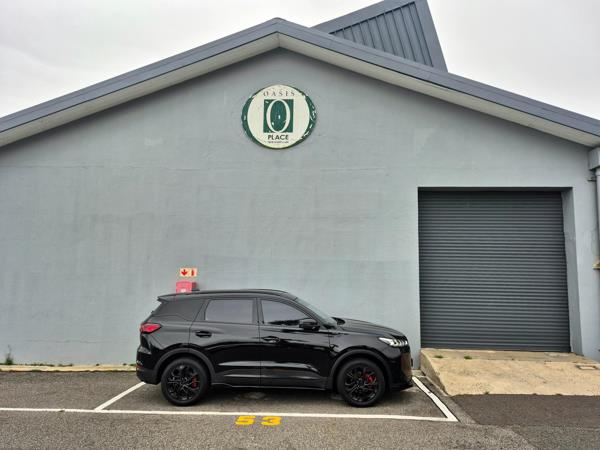 996 m² Industrial space