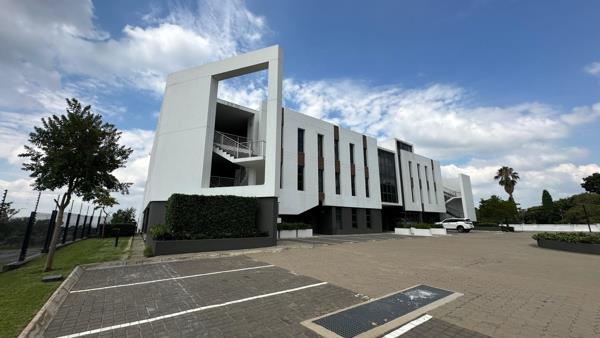 2 591 m² Office Space