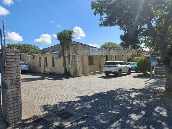 297 m² Office Space