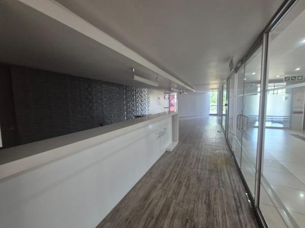 330 m² Commercial space