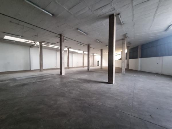 918 m² Industrial space