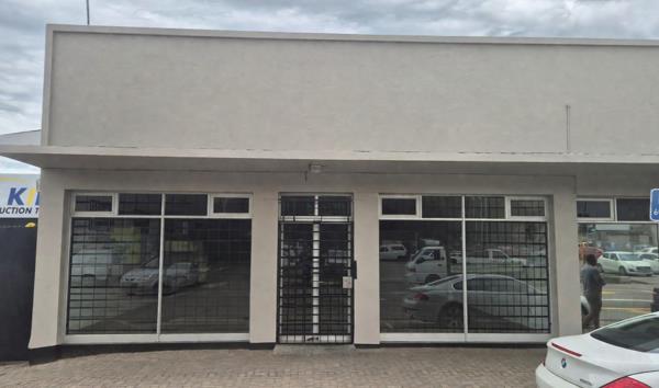 165 m² Commercial space