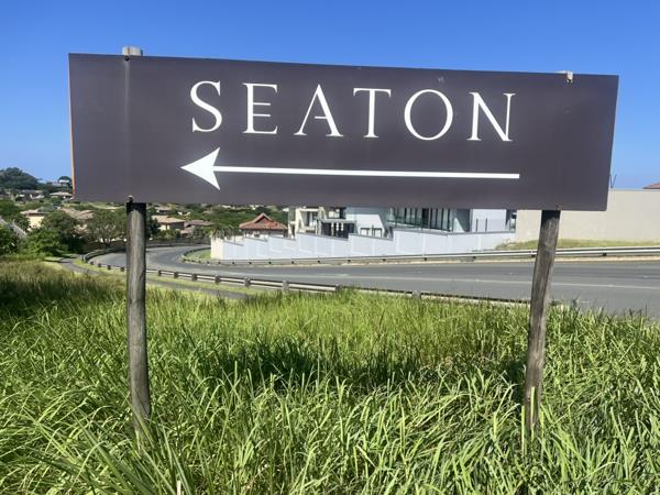 1 032 m² Land
