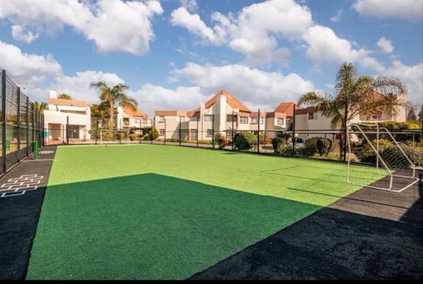 1 Bedroom Townhouse