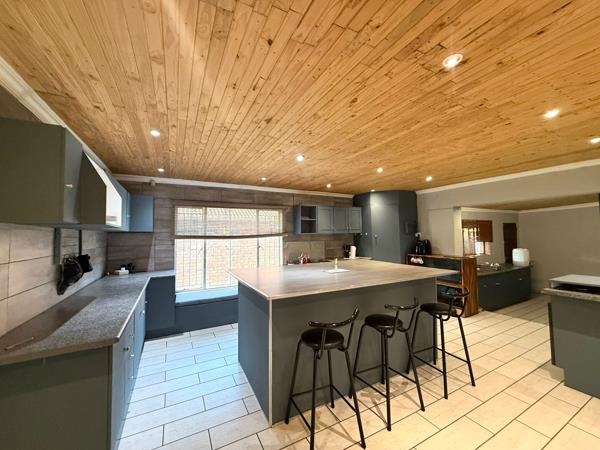 5 Bedroom House