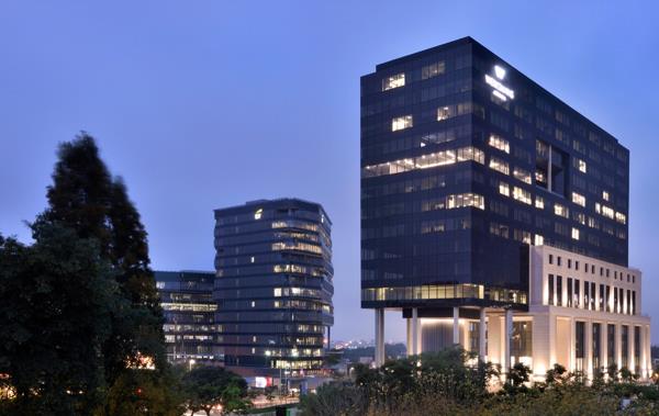 1 827 m² Office Space