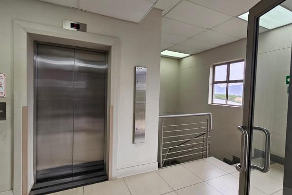 76 m² Commercial space