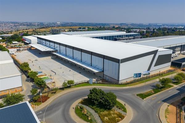 11 884 m² Industrial space