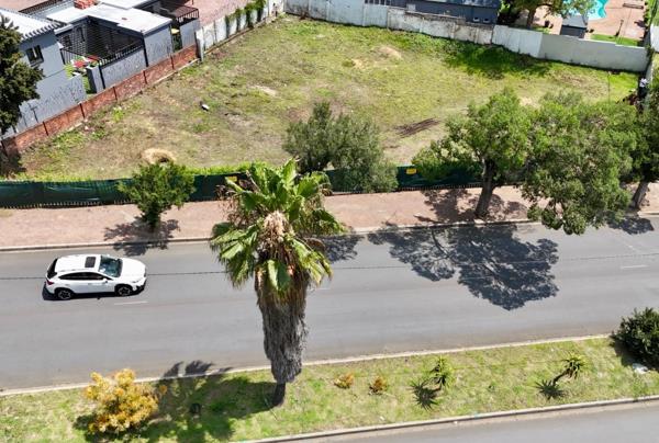 910 m² Land
