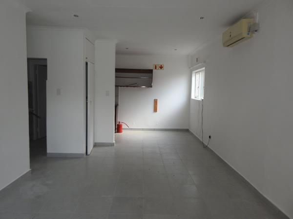 352.3 m² Office Space