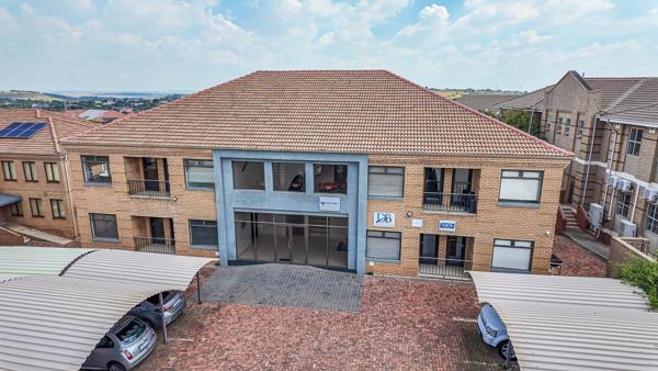 1 300 m² Commercial space