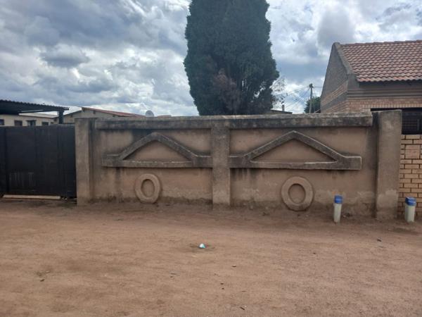 1 Bedroom House