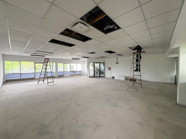 136 m² Commercial space