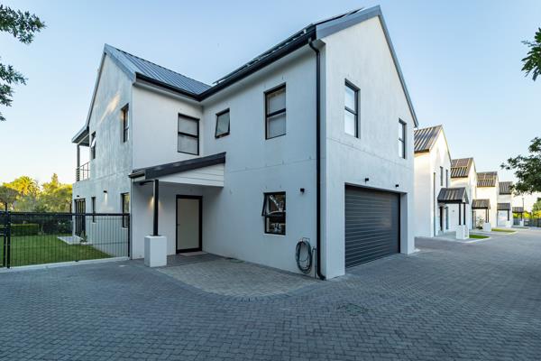 4 Bedroom Townhouse