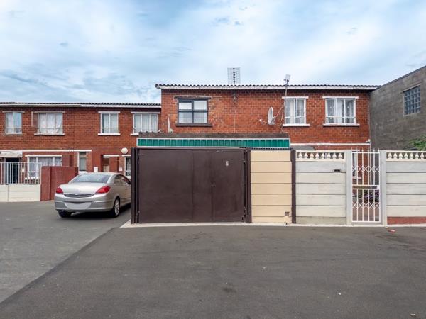 2 Bedroom House