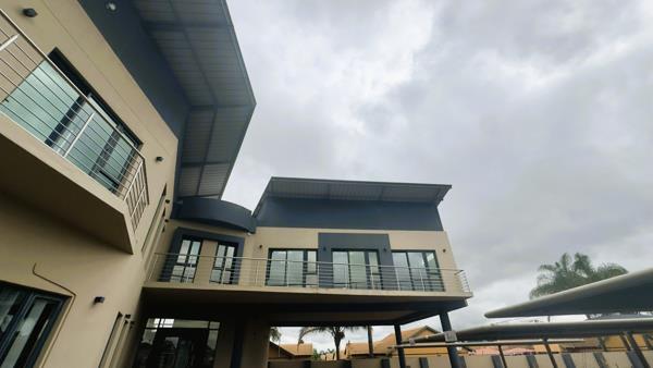 120 m² Commercial space