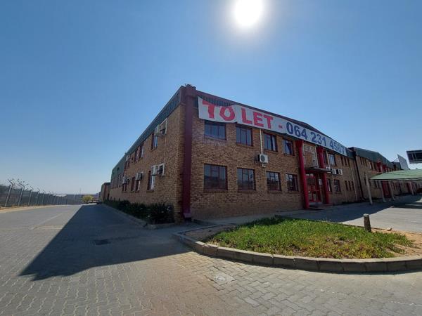 1 083 m² Industrial space