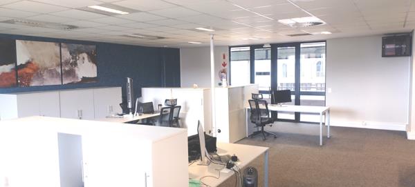 210 m² Office Space