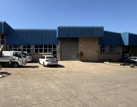 350 m² Industrial space