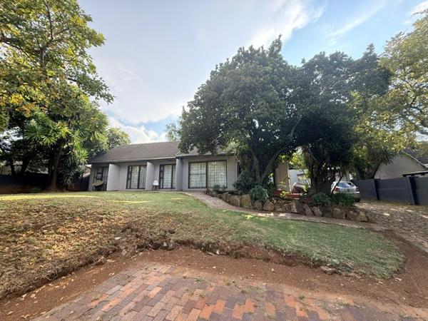 8 Bedroom House