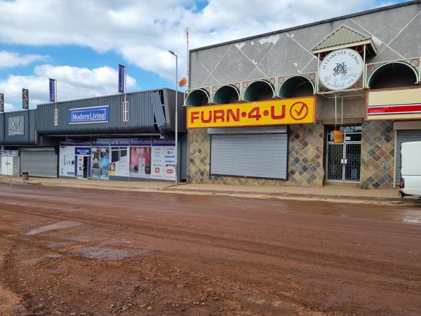 350 m² Commercial space