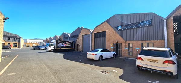 310 m² Industrial space