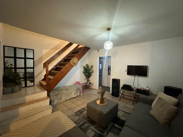 2 Bedroom House