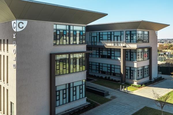 500 m² Office Space