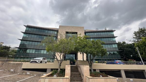 489 m² Office Space