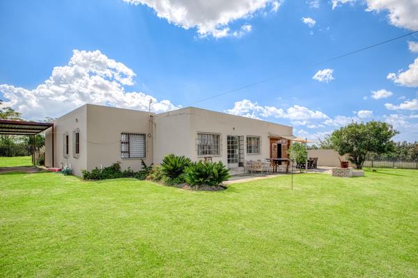 8 575 m² Smallholding