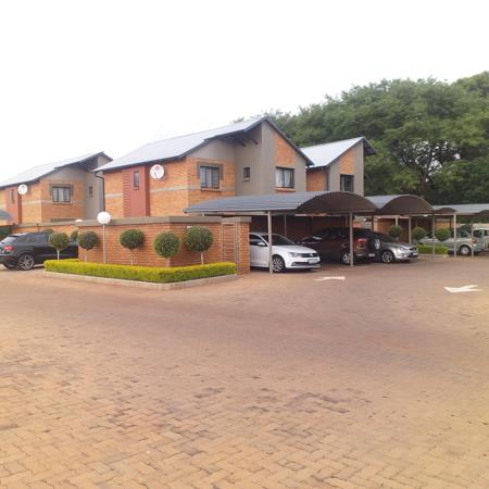 2.5 Bedroom Apartment