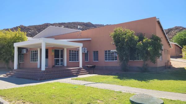 1 900 m² Industrial space