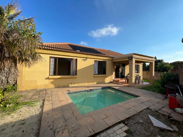 3 Bedroom Townhouse