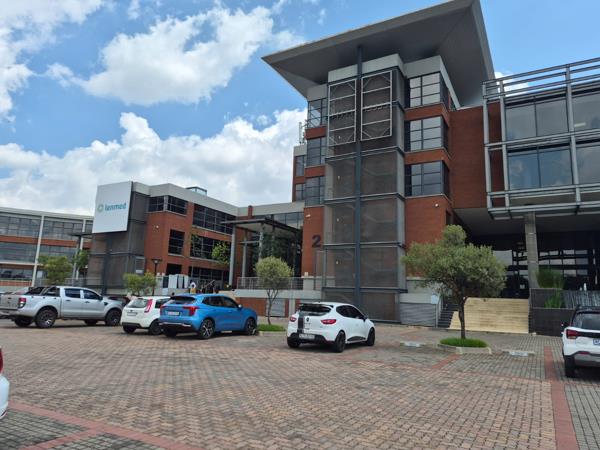 537 m² Commercial space